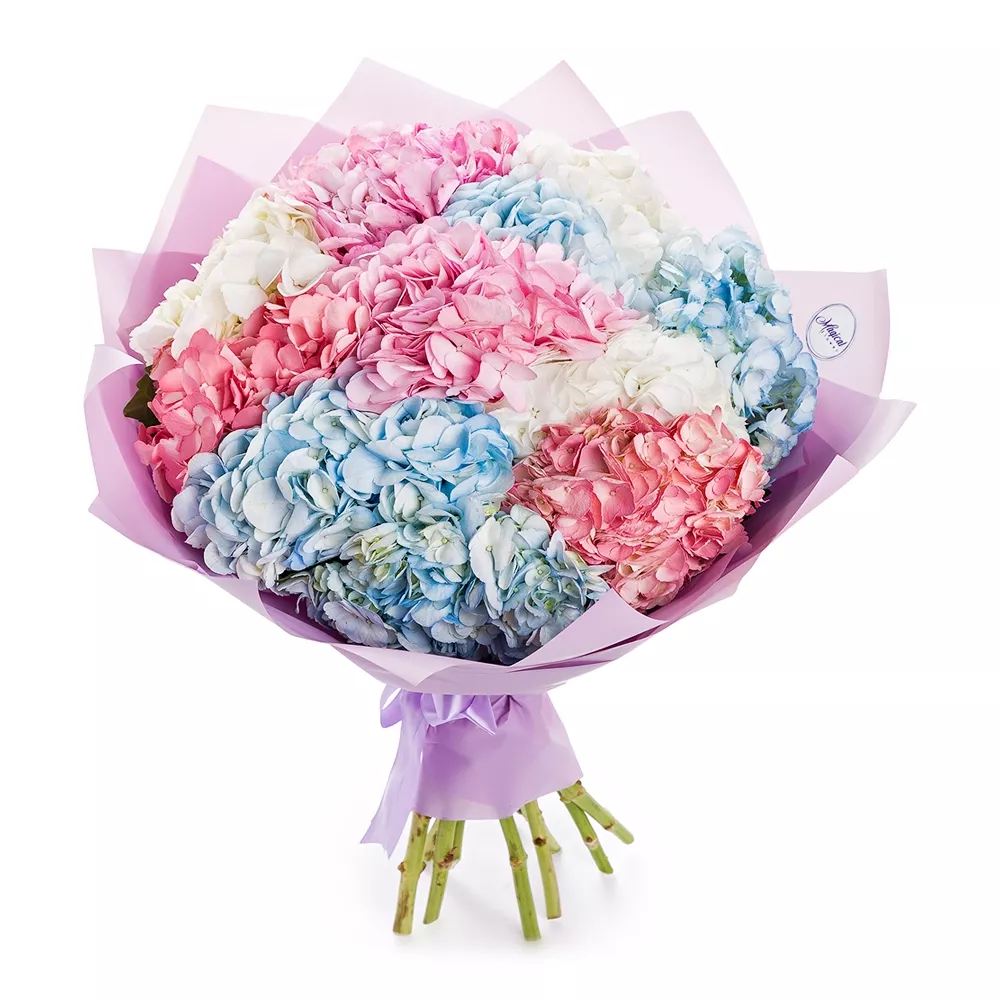 Объемный букет из гортензий